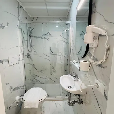 Acropoli Pensionat Rom